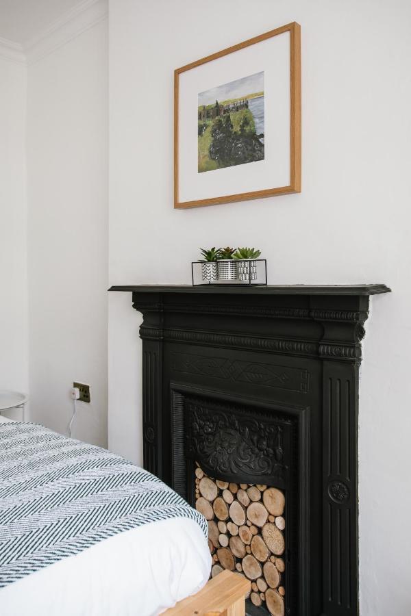 Cosy Period Cottage 2Min Walk To The Beach Portrush Dış mekan fotoğraf