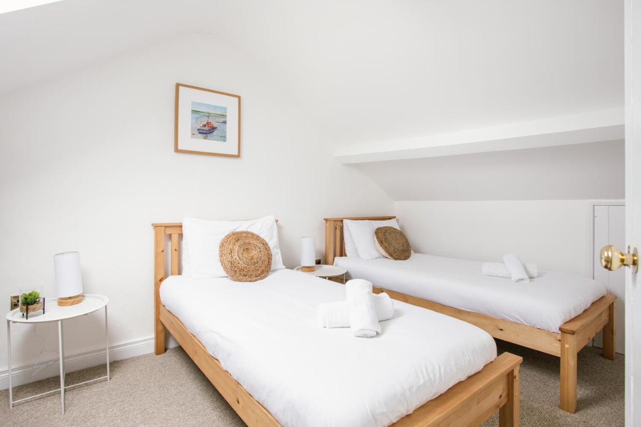 Cosy Period Cottage 2Min Walk To The Beach Portrush Dış mekan fotoğraf