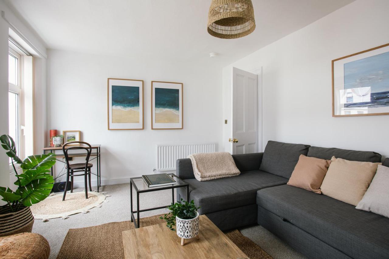 Cosy Period Cottage 2Min Walk To The Beach Portrush Dış mekan fotoğraf