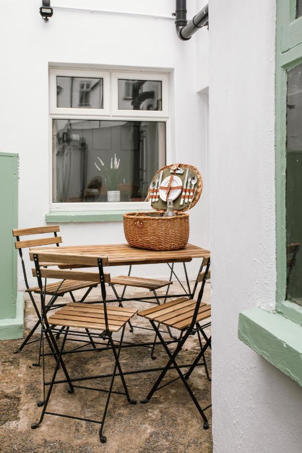 Cosy Period Cottage 2Min Walk To The Beach Portrush Dış mekan fotoğraf